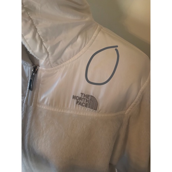 **SOLD** North Face Hooded Fleece - Picture 5 of 7